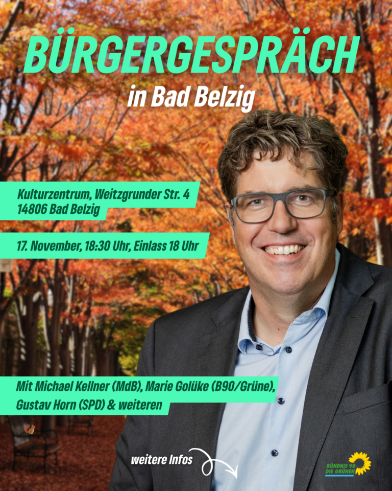 Foto von dem Bundestagsabgeordneten Michael Kellner mit der Einladung zum Bürgergespräch am 17. November im Kulturzentrum in Bad Belzig
